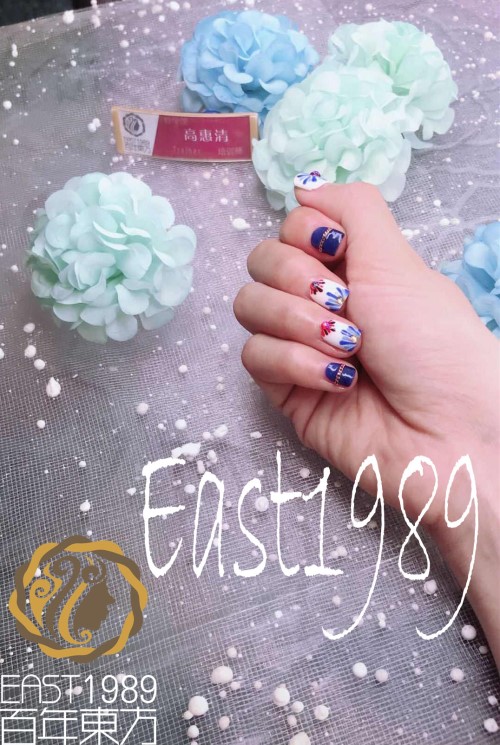  青花美甲怎么做？保定東方技工學(xué)校教你巧做美甲！